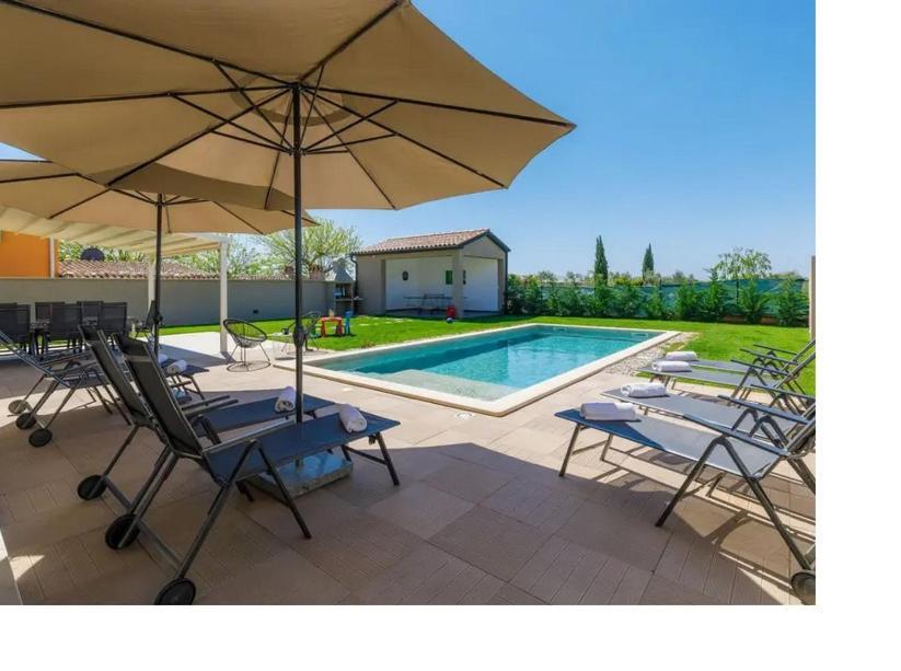 Villa Edi-Heated Pool & E-Bike Sisan Exterior photo